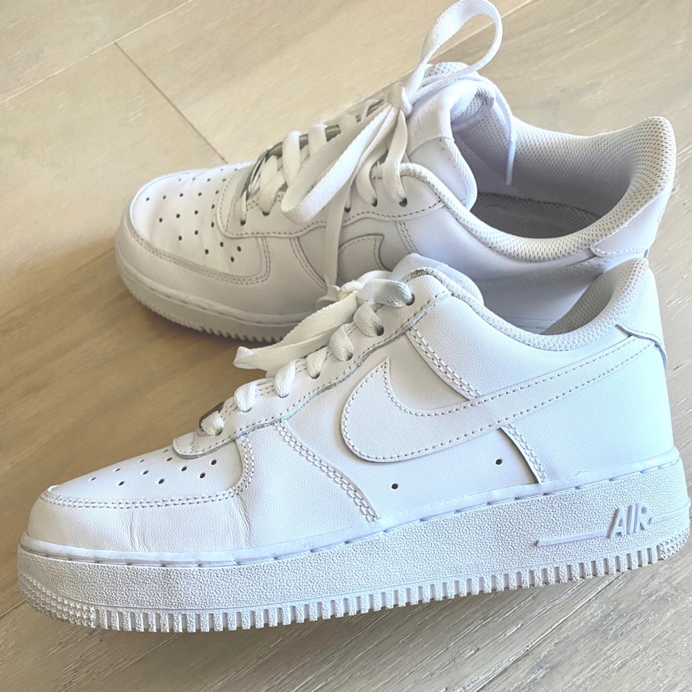 Nike White Air Force 1